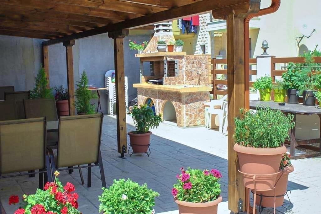 Elia Beach Modern Suites Flogita Eksteriør billede