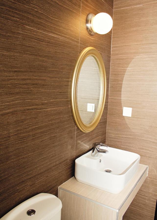 Elia Beach Modern Suites Flogita Eksteriør billede